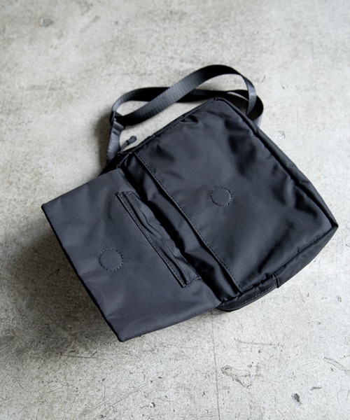 NoiR/ノアール(ノアール)の「NoiR ノアールSwitch shoulder/スイッチ ショルダーバッグ(ショルダーバッグ・メンズ・ブラック系その他/ブラック・FREE)」の21枚目の写真
