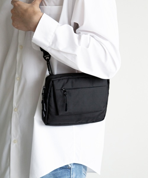 NoiR/ノアール(ノアール)の「NoiR ノアールSwitch shoulder/スイッチ ショルダーバッグ(ショルダーバッグ・メンズ・ブラック系その他/ブラック・FREE)」の11枚目の写真