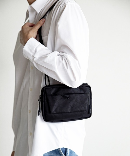 NoiR/ノアール(ノアール)の「NoiR ノアールSwitch shoulder/スイッチ ショルダーバッグ(ショルダーバッグ・メンズ・ブラック系その他/ブラック・FREE)」の13枚目の写真