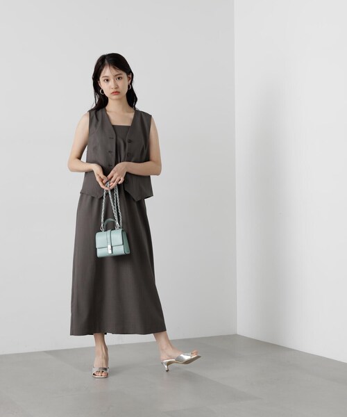 N.(N. Natural Beauty Basic)(エヌエヌナチュラルビューティーベーシック)の「◆ジレ&キャミワンピースセット(ワンピース・レディース・アイボリー/グレイッシュベージュ/チャコールグレー・MEDIUM)」の16枚目の写真