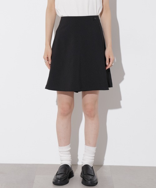 Apo(s)ture（アポスチャー）の「SOFIA-005/マットウーススカートパンツ（その他パンツ・レディース・ベージュ/ブラック/モカ/グレー・XS/S/XL/L/M）」の11枚目の写真