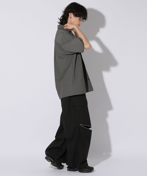 Anui（アニュイ）の「【UNISEX】ストライプコンビシャツ（シャツ/ブラウス・レディース・ブラック/チャコールグレー・MEDIUM）」の17枚目の写真