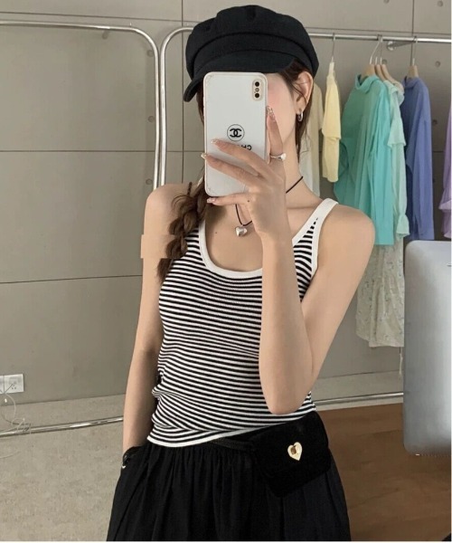 Per sist ence（パーシエンス）の「バイカラーパイピングタンクトップ（タンクトップ・レディース・ブラック系/ブルー系/ホワイト/ブラウン/レッド/ホワイト系/ブラウン系/レッド系/アイボリー/ブラック/ライトグリーン系・FREE）」の4枚目の写真