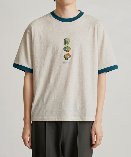 PUBLIC TOKYO（パブリックトウキョウ）の「テクスチャーアートリンガーTEE（Tシャツ/カットソー・メンズ・ダークグレー/キナリ・1/2）」の10枚目の写真