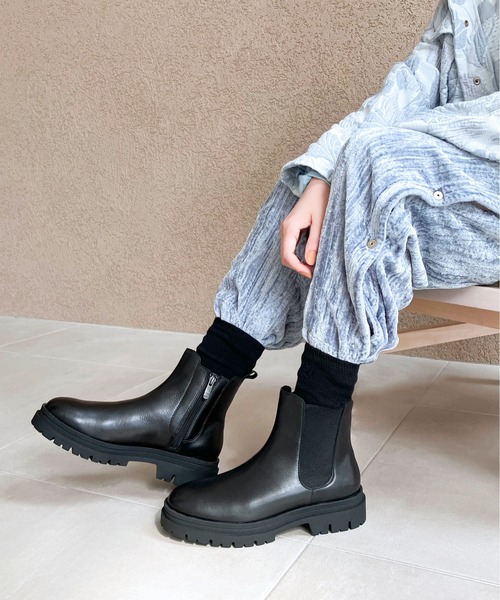 enchanted(エンチャンテッド)の「本革サイドゴアタンクソールブーツ(ブーツ・レディース・ブラック・35/39/38/37/36/40)」の16枚目の写真