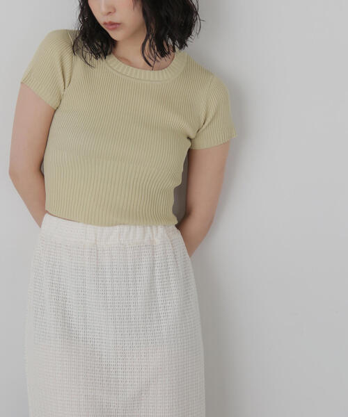 FREE'S MART(フリーズマート)の「◇ショート丈クルーネックリブニット(ニット/セーター・レディース・ホワイト系その他/ブルー/イエロー/ブラック/ホワイト/パープル・FREE)」の7枚目の写真