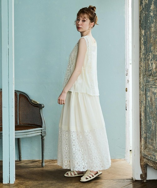 Crisp（クリスプ）の「レース切替タックギャザースカート（スカート・レディース・ブラック/アイボリー・FREE）」の11枚目の写真