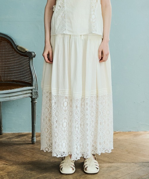 Crisp（クリスプ）の「レース切替タックギャザースカート（スカート・レディース・ブラック/アイボリー・FREE）」の12枚目の写真