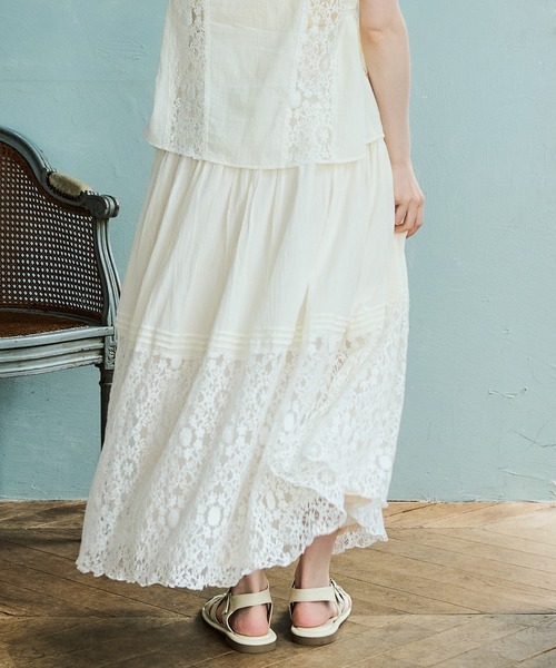 Crisp（クリスプ）の「レース切替タックギャザースカート（スカート・レディース・ブラック/アイボリー・FREE）」の13枚目の写真