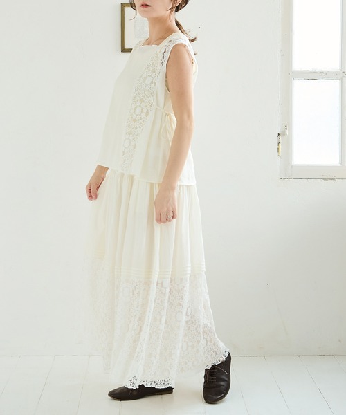 Crisp（クリスプ）の「レース切替タックギャザースカート（スカート・レディース・ブラック/アイボリー・FREE）」の22枚目の写真