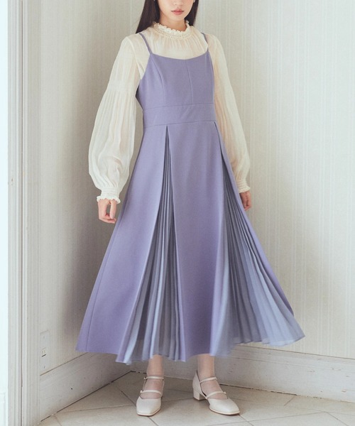 earth music&ecology(アースミュージックアンドエコロジー)の「プリーツジャンドレ(ワンピース・レディース・ブラック/ブルー/ベージュ・M/S)」の3枚目の写真