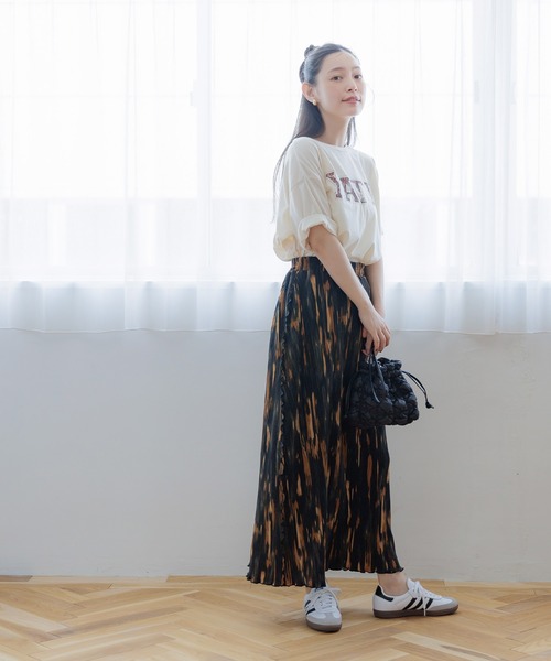 coca（coca）（コカ）の「メロウ加工プリーツスカート（スカート・レディース・B/A・L/M）」の5枚目の写真