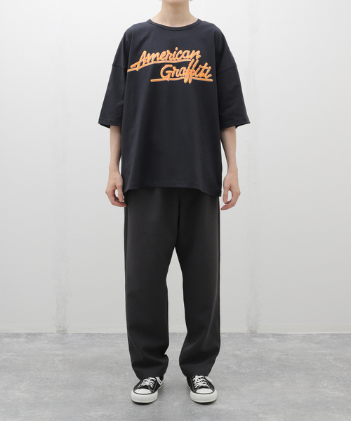 Cloveru（クローバル）の「Cloveru / クローバル  AMERICAN GRAFFITI LOGO（Tシャツ/カットソー・メンズ・ブラック・MEDIUM/LARGE）」の2枚目の写真
