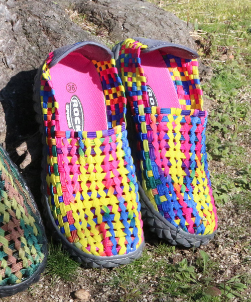 Rock Spring（ロックスプリング）の「ROCK SPRING "FULL BREATH" ウーブンシューズ (RS-101)（スリッポン・レディース・ホワイト/ブラック/イエロー系その他/グリーン系その他/ブルー/ブラック×ホワイト/ネイビー/シルバー/ゴールド/ホワイト×ブラック/ストライプ/ホワイト×ブルー/ホワイト×レッド/ブラック×グレー/ベージュ/ホワイト×ピンク/ライトブルー/オレンジ系その他/シャンパン/ブラック×シルバー・36/42/44/39/37/38/41/40/35/43）」の15枚目の写真