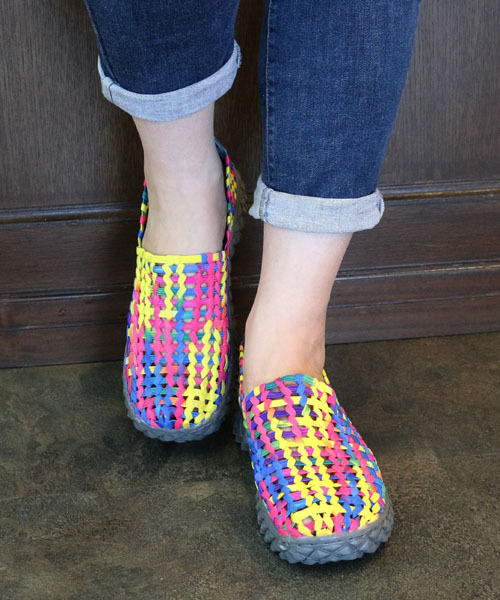 Rock Spring（ロックスプリング）の「ROCK SPRING "FULL BREATH" ウーブンシューズ (RS-101)（スリッポン・レディース・ホワイト/ブラック/イエロー系その他/グリーン系その他/ブルー/ブラック×ホワイト/ネイビー/シルバー/ゴールド/ホワイト×ブラック/ストライプ/ホワイト×ブルー/ホワイト×レッド/ブラック×グレー/ベージュ/ホワイト×ピンク/ライトブルー/オレンジ系その他/シャンパン/ブラック×シルバー・36/42/44/39/37/38/41/40/35/43）」の22枚目の写真