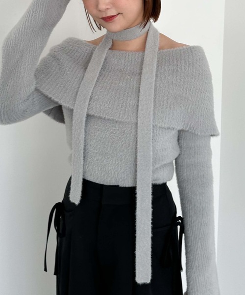archives（アルシーヴ）の「チョーカーオフショルフェザーニット（ニット/セーター・レディース・グレー/ピンクベージュ/アイボリー/ブラウン・MEDIUM）」の9枚目の写真