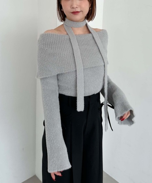 archives（アルシーヴ）の「チョーカーオフショルフェザーニット（ニット/セーター・レディース・グレー/ピンクベージュ/アイボリー/ブラウン・MEDIUM）」の8枚目の写真