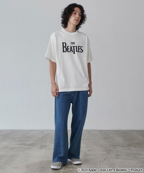The Beatles(ザビートルズ)の「THE BEATLES(ザ ビートルズ)別注ロゴプリントTシャツ(WEB限定カラー)(Tシャツ/カットソー・メンズ・ホワイト/ダークグレー・S/M/L/XL)」の14枚目の写真