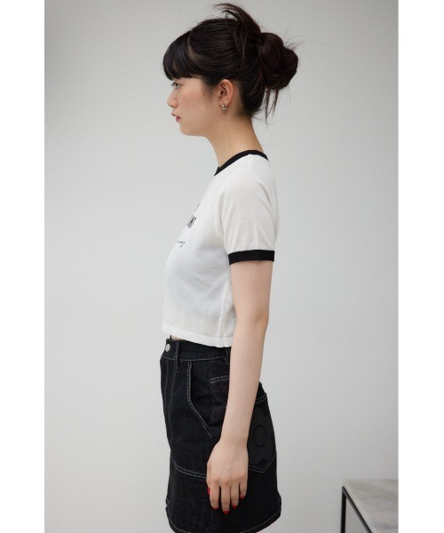 AZUL by moussy（アズールバイマウジー）の「MARY QUANT×AZUL　シアーロゴニット（Tシャツ/カットソー・レディース・アイボリー/ブラック・SMALL/MEDIUM）」の5枚目の写真