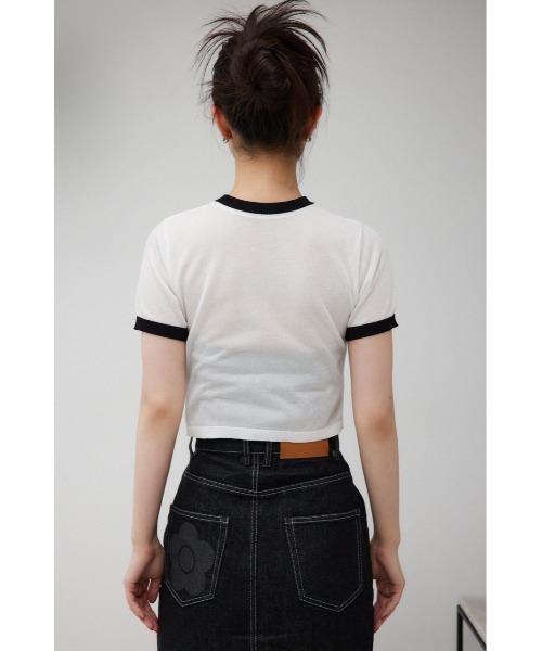 AZUL by moussy（アズールバイマウジー）の「MARY QUANT×AZUL　シアーロゴニット（Tシャツ/カットソー・レディース・アイボリー/ブラック・SMALL/MEDIUM）」の4枚目の写真