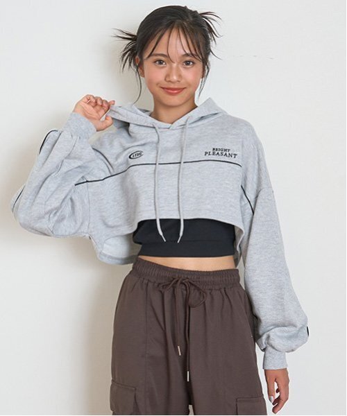 LOVETOXIC(ラブトキシック)の「【LTXC】【吸水速乾/さらさら】短丈パーカインナーセット(パーカー・キッズ・エンジ/オフホワイト/ブラック/トップグレー・S/L/M)」の4枚目の写真