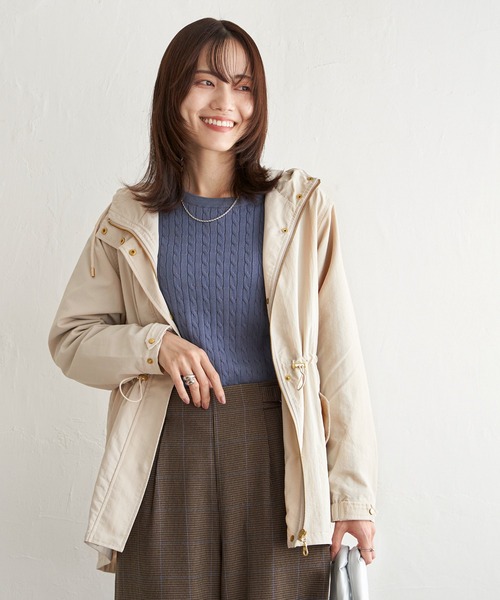 ikka（イッカ）の「【雑誌InRed11月号掲載】撥水マウンテンパーカー【親子コーデ】（マウンテンパーカー・レディース・マジェンタ/チャコールグレー/ライトベージュ/オリーブ・L/M/S）」の20枚目の写真