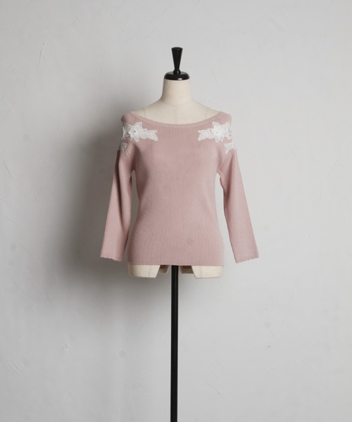 立体フラワー刺繍スカラップカットリブニットプルオーバー