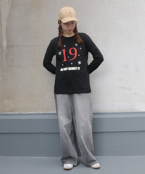 UNIT CHEST（ユニットチェスト）の「【UNIT CHEST】unique unisex long sleeve T-shirt/ユニークユニセックス ロンT OIF designer eggs コラボ ナンバリングスターTシャツ by HONOKA KAWASAKI（Tシャツ/カットソー・レディース・ホワイト/ブラック/杢グレー・M/S/L）」の11枚目の写真