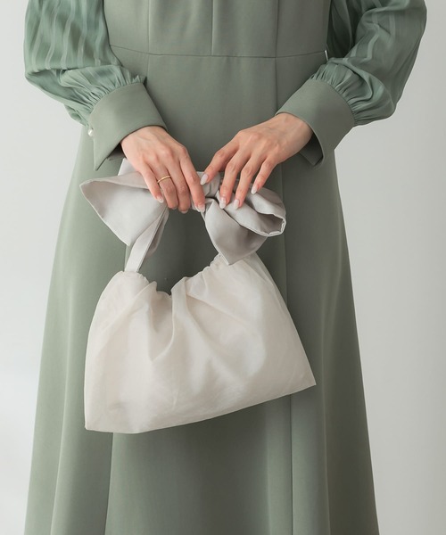 URBAN RESEARCH ROSSO WOMEN(アーバンリサーチ ロッソ)の「kaene オーガンジー2wayリボンバッグ(ハンドバッグ・レディース・ブラック/ベージュ・FREE)」の3枚目の写真