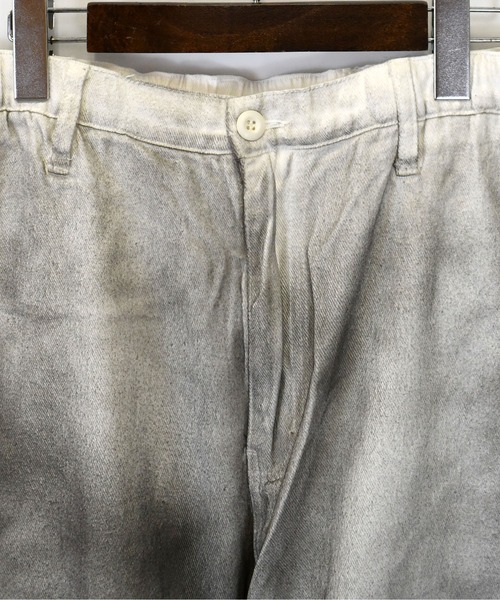 Starting Over(スターティングオーバー)の「vintage like spray Discharge printing loose fit denim pants/ヴィンテージ ライク スプレー 抜染加工 ルーズフィット デニムパンツ(デニムパンツ・メンズ・ブラック系その他/ブラック/ホワイト・M/L)」の4枚目の写真