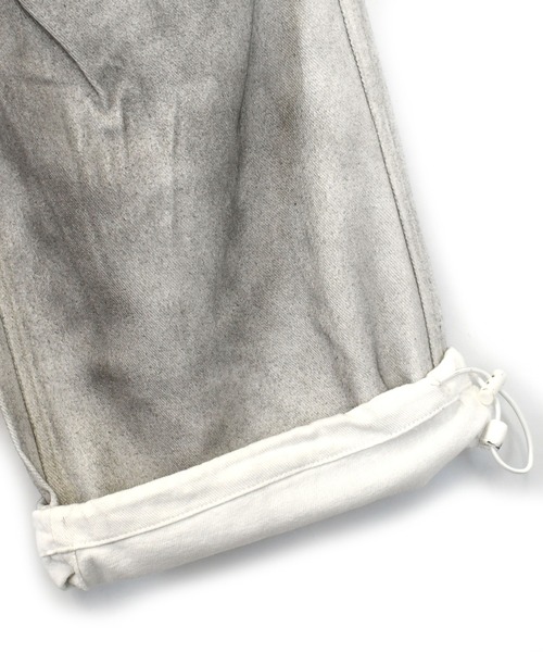 Starting Over(スターティングオーバー)の「vintage like spray Discharge printing loose fit denim pants/ヴィンテージ ライク スプレー 抜染加工 ルーズフィット デニムパンツ(デニムパンツ・メンズ・ブラック系その他/ブラック/ホワイト・M/L)」の11枚目の写真