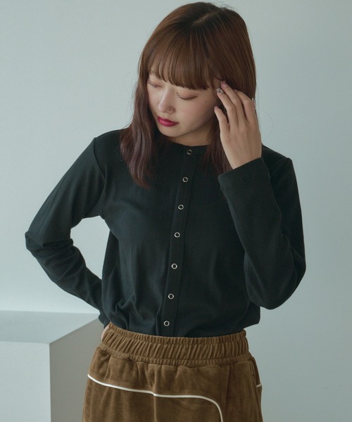 AO2（アオズ）の「R.P.miller/ミラー Panel ribbed cardigan カーディガン（カーディガン/ボレロ・レディース・ホワイト系/ブラック/ネイビー系・FREE）」の8枚目の写真