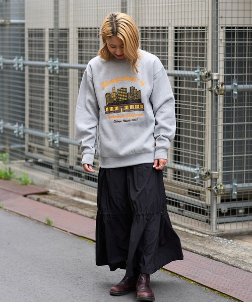 UNIVERSAL OVERALL(ユニバーサルオーバーオール)の「UNIVERSAL OVERALL SWEAT SHIRT_WINDY CITY(スウェット・メンズ・杢グレー/ホワイト/ブラック・LARGE/MEDIUM)」の18枚目の写真