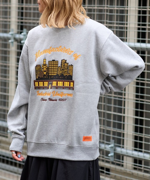 UNIVERSAL OVERALL(ユニバーサルオーバーオール)の「UNIVERSAL OVERALL SWEAT SHIRT_WINDY CITY(スウェット・メンズ・杢グレー/ホワイト/ブラック・LARGE/MEDIUM)」の21枚目の写真