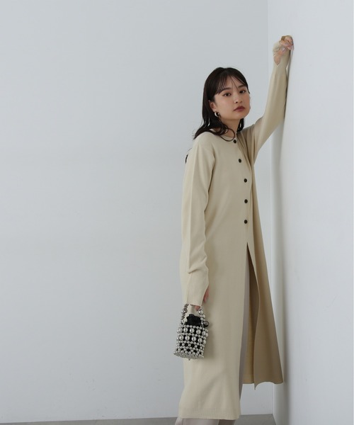 N.（N. Natural Beauty Basic）（エヌエヌナチュラルビューティーベーシック）の「フロントスリットニットワンピース（ワンピース・レディース・チャコールグレー/ナチュラル・MEDIUM）」の6枚目の写真