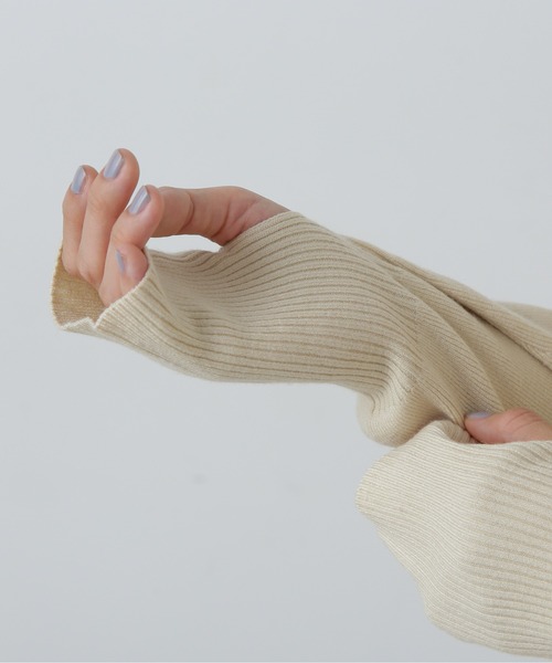 N.（N. Natural Beauty Basic）（エヌエヌナチュラルビューティーベーシック）の「フロントスリットニットワンピース（ワンピース・レディース・チャコールグレー/ナチュラル・MEDIUM）」の13枚目の写真