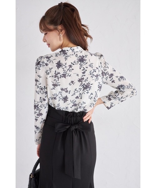 ボウタイタック入り花柄ブラウス（シャツ/ブラウス）｜tocco