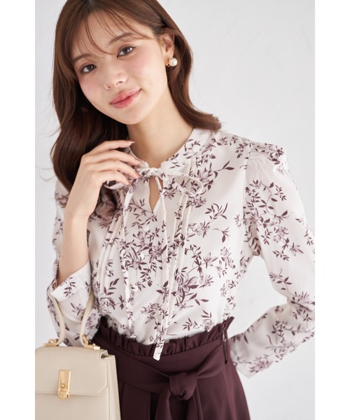 tocco closet（トッコ　クローゼット）の「ボウタイタック入り花柄ブラウス（シャツ/ブラウス・レディース・アイボリー/ピンク・M）」の17枚目の写真