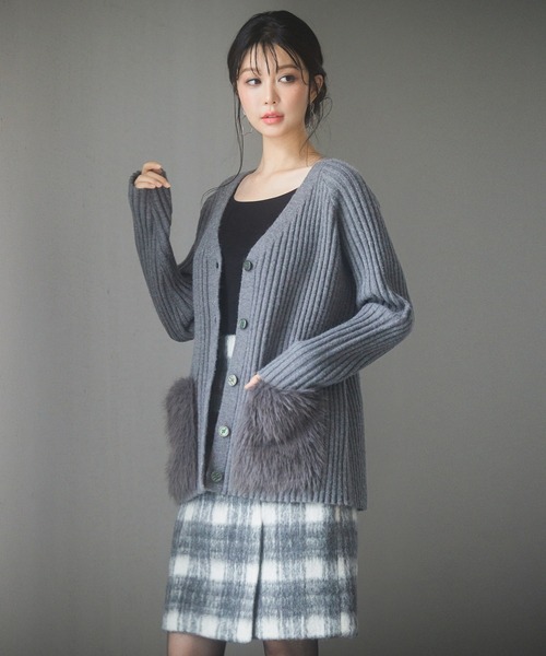 ファーポケットVネックニットカーディガン（カーディガン/ボレロ