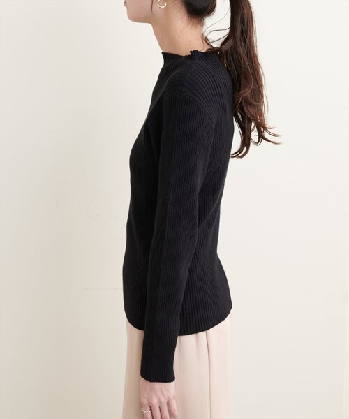 natural couture(ナチュラルクチュール)の「ダイヤ柄プチハイリブニット(ニット/セーター・レディース・ブラック/オフホワイト/オレンジ/パープル・FREE)」の6枚目の写真