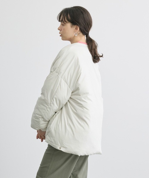 AMERICAN HOLIC(アメリカンホリック)の「リサイクル軽ポカ撥水加工ノーカラーコート(ノーカラーコート・レディース・アイボリー/ブラック・M/L)」の14枚目の写真