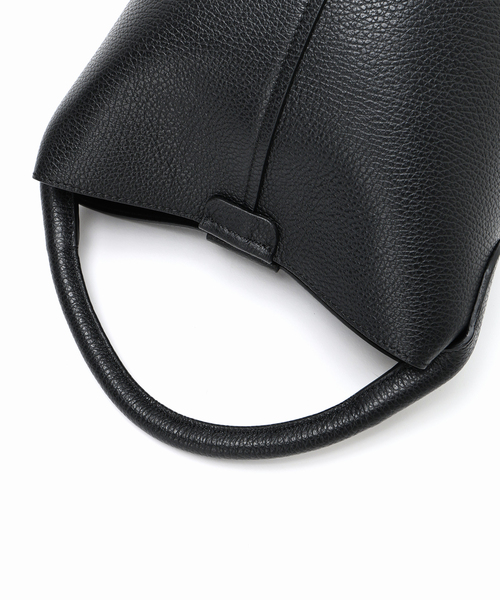 MILOS(ミロス)の「《WEB限定》MILOS/ミロス ステッチワンハンドルバッグ(ショルダーバッグ・レディース・ブラック/ベージュ・FREE)」の16枚目の写真