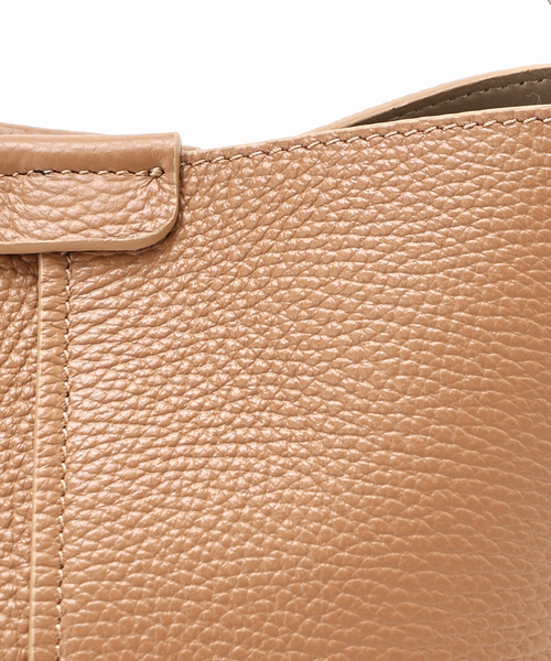 MILOS(ミロス)の「《WEB限定》MILOS/ミロス ステッチワンハンドルバッグ(ショルダーバッグ・レディース・ブラック/ベージュ・FREE)」の9枚目の写真