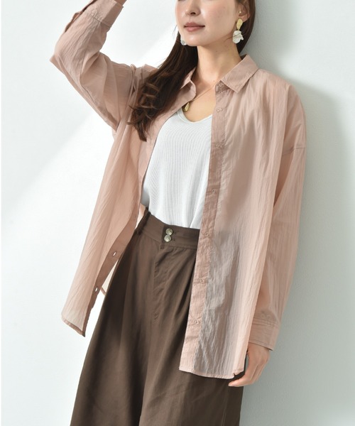 INTERPLANET(インタープラネット)の「シアー長袖シャツ(シャツ/ブラウス・レディース・チャコールグレー/グレイッシュベージュ/サックスブルー・FREE)」の5枚目の写真