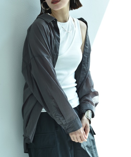 INTERPLANET(インタープラネット)の「シアー長袖シャツ(シャツ/ブラウス・レディース・チャコールグレー/グレイッシュベージュ/サックスブルー・FREE)」の14枚目の写真