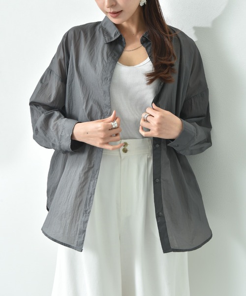 INTERPLANET(インタープラネット)の「シアー長袖シャツ(シャツ/ブラウス・レディース・チャコールグレー/グレイッシュベージュ/サックスブルー・FREE)」の22枚目の写真