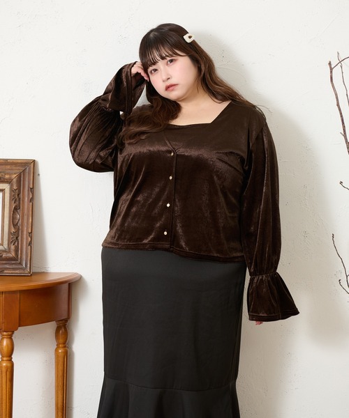 Louiosy(ルオシー)の「【大きいサイズ】ベルスリーブベロアアンサンブル(カーディガン/ボレロ・レディース・ダークブラウン/ブラック・4L/3L/X-LARGE)」の20枚目の写真