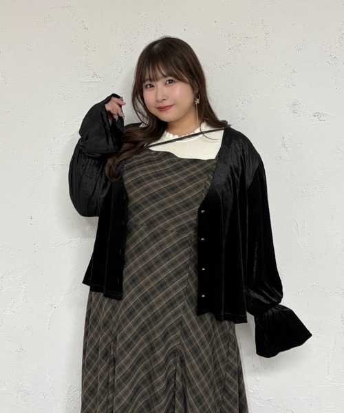 Louiosy(ルオシー)の「【大きいサイズ】ベルスリーブベロアアンサンブル(カーディガン/ボレロ・レディース・ダークブラウン/ブラック・4L/3L/X-LARGE)」の21枚目の写真