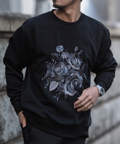 SILVER BULLET(シルバーバレット)の「『CavariA/キャバリア』薔薇刺繍長袖トレーナー(スウェット・メンズ・ブラック系2/ブラック系1/ホワイト・L/M)」の5枚目の写真