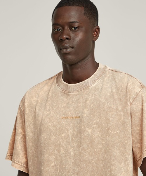 G-STAR（ジースター）の「WASHED LOOSE T-SHIRT/ヴィンテージライクオーバーダイオーバーサイズTシャツ（Tシャツ/カットソー・メンズ・ブラック系その他/ベージュ系その他/レッド系その他・LARGE/MEDIUM/SMALL/X-LARGE/X-SMALL）」の14枚目の写真